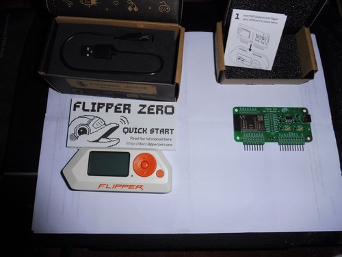 flipper usati + WiFi Devboard . - Imagen 3 de 5