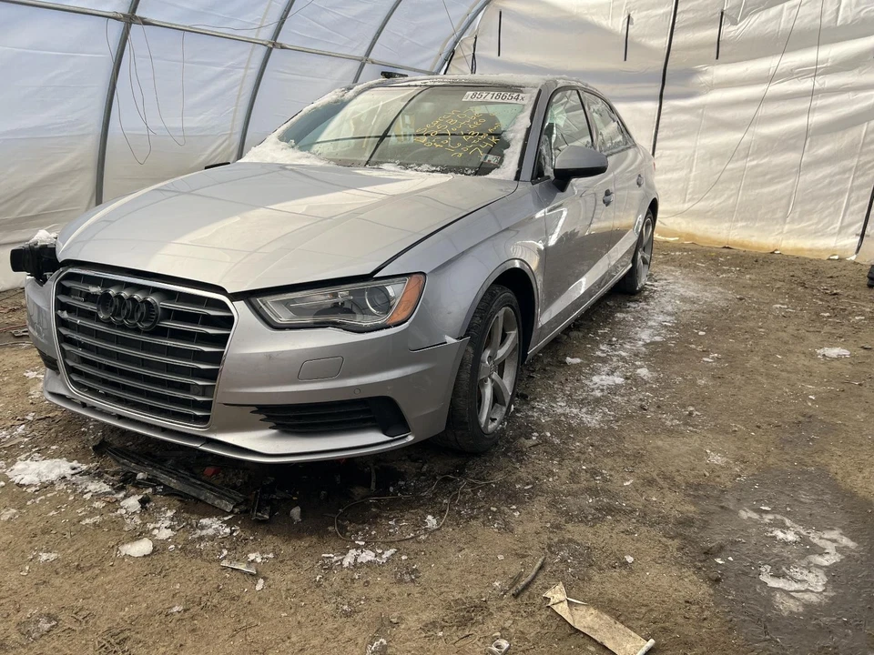 Volante usado serve: 2016 Audi A3 grau A - Imagem 3 de 4