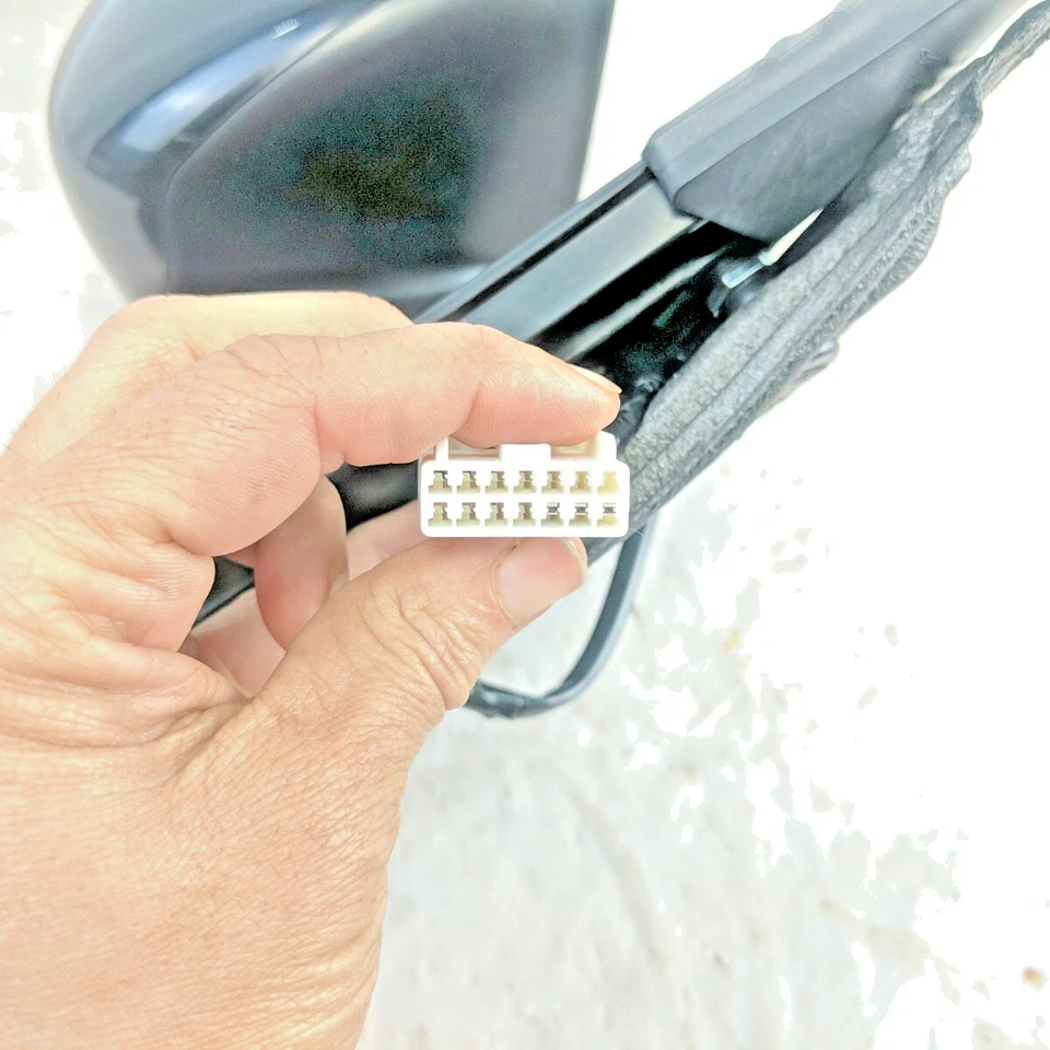 Espejo retrovisor eléctrico TYC 4700931 para Honda Accord 2013-2017 4 puertas diestro reemplaza 76208T2FA11 Foto 4 de 4