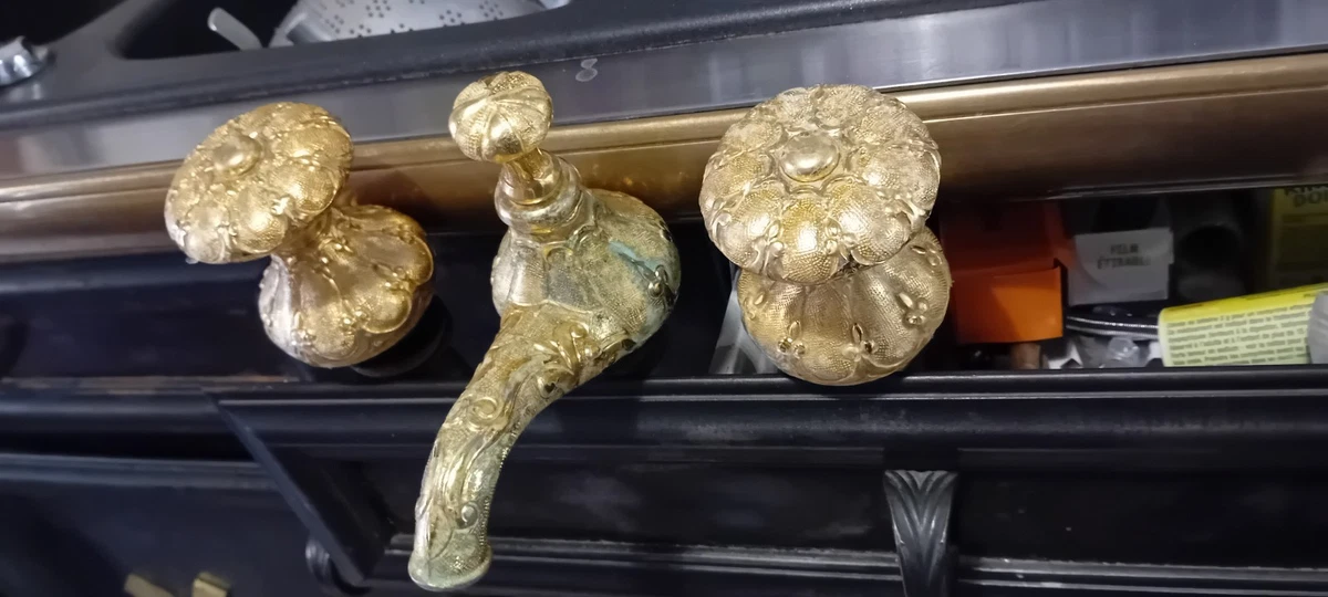 Lot De Robinets Anciens En Bronze Argenté - Avec Poinçon - Pour Pièces Détachées Ou Restauration