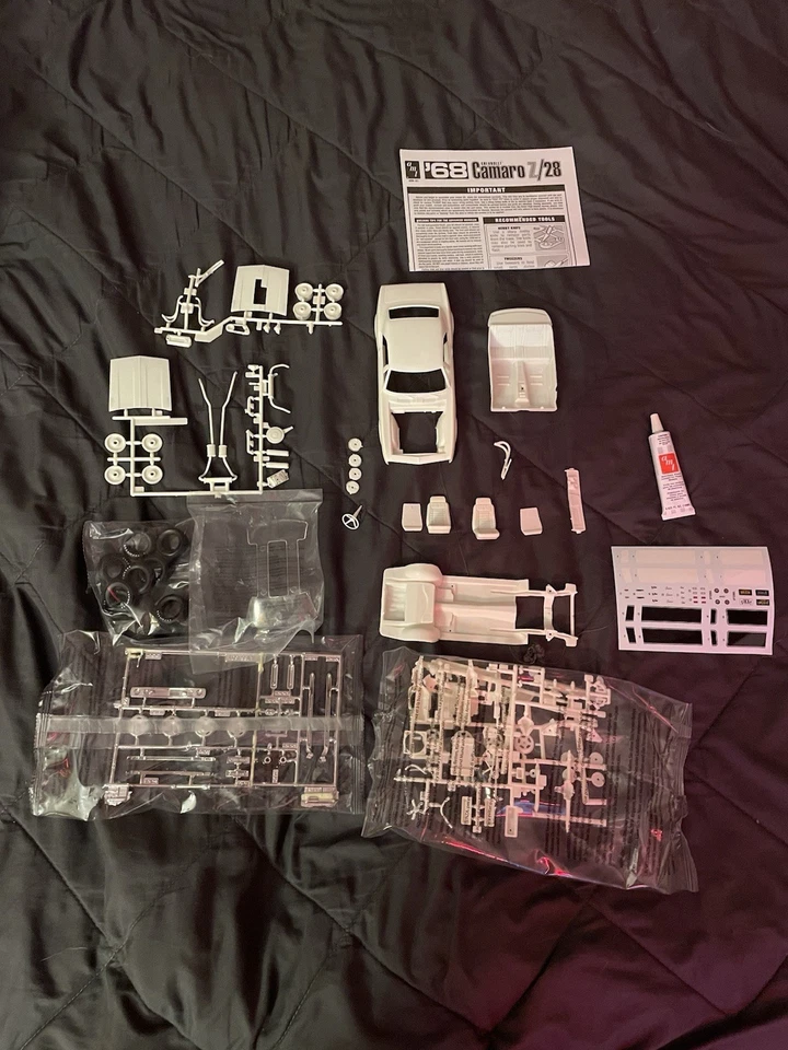 Комплект для сборки модели автомобиля 1968 Chevy Camaro Z/28 - Изображение 2 из 2