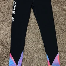 Women’s VM Rodan + Fields Leggings Size Medium