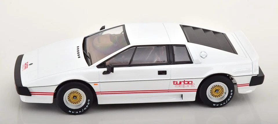 KK Scale 1:18 LOTUS ESPRIT TURBO JAMES BOND 007 WHITE & RED 1981 - KKDC181191 - Immagine 3 di 4