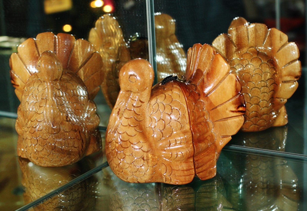 TIMMY WOODS THANKSGIVING TURKEY HAND CARVED BAG CLUTCH MINAUDIERE