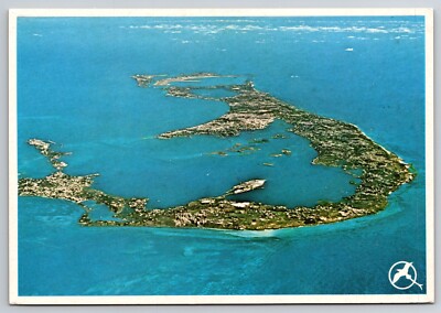 Aerial View of Bermuda Reef Deckled 1980s postcard