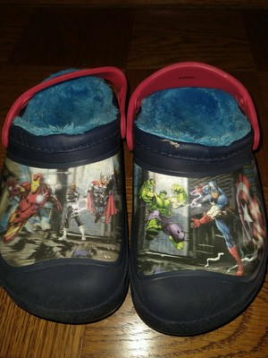 avengers crocs
