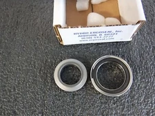 New Hydro-Ergoseal Inc 32018 Seal M-D Pneumatics. (J)