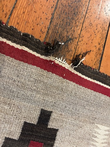 1920-30’s Antique Navajo Rug w/ Natural Dyes - Picture 4 of 6