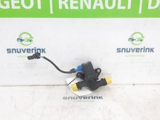 Pompe à eau Peugeot 208