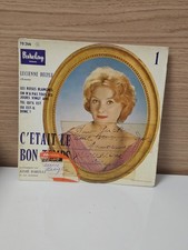Vinyl 45 Runden Retro Lucienne Delyle alte Schallplatte französisches Lied Sammlung