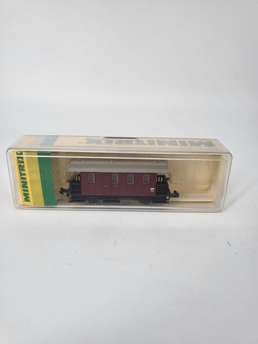 Minitrix Spur N 51 3068 00 Personenwagen rot/braun in OVP | Zustand: Gebraucht