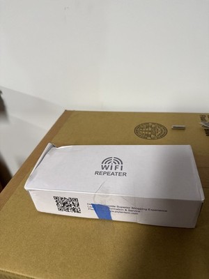 WiFi Extender Signal Booster 2.4GHz 300Mbps WiFi Booster for Home, Open Box,  New