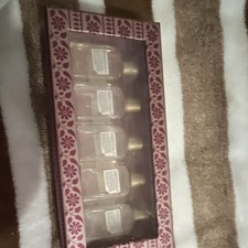 The Body Shop Shea Shower Gel Mini Multipack Gift Set Floral Pink Box