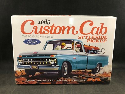 Moebius 1965 Ford Custom Cab Styleside Pickup 1:25 Scale Plastic Model Kit 1234