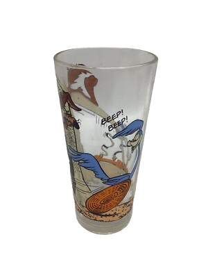 1976 Pepsi Collector Series 6.25  Glass Warner Bros WILEY COYOTE & ROAD RUNNER