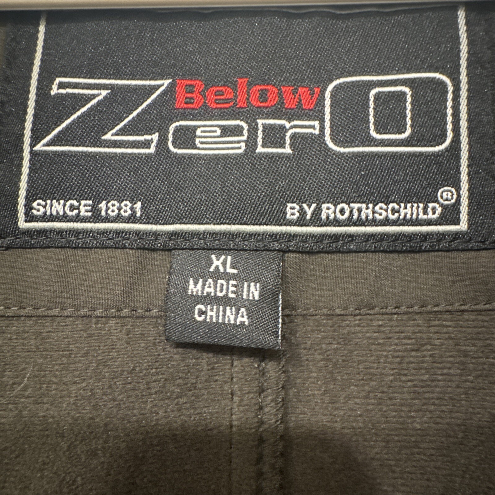 Below Zero By Rothschild Olive Softshell Zip Up J… - image 6