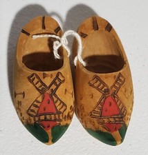 Holland Genuine Wooden Dutch Shoes Souvenirs 3 1/4" Long