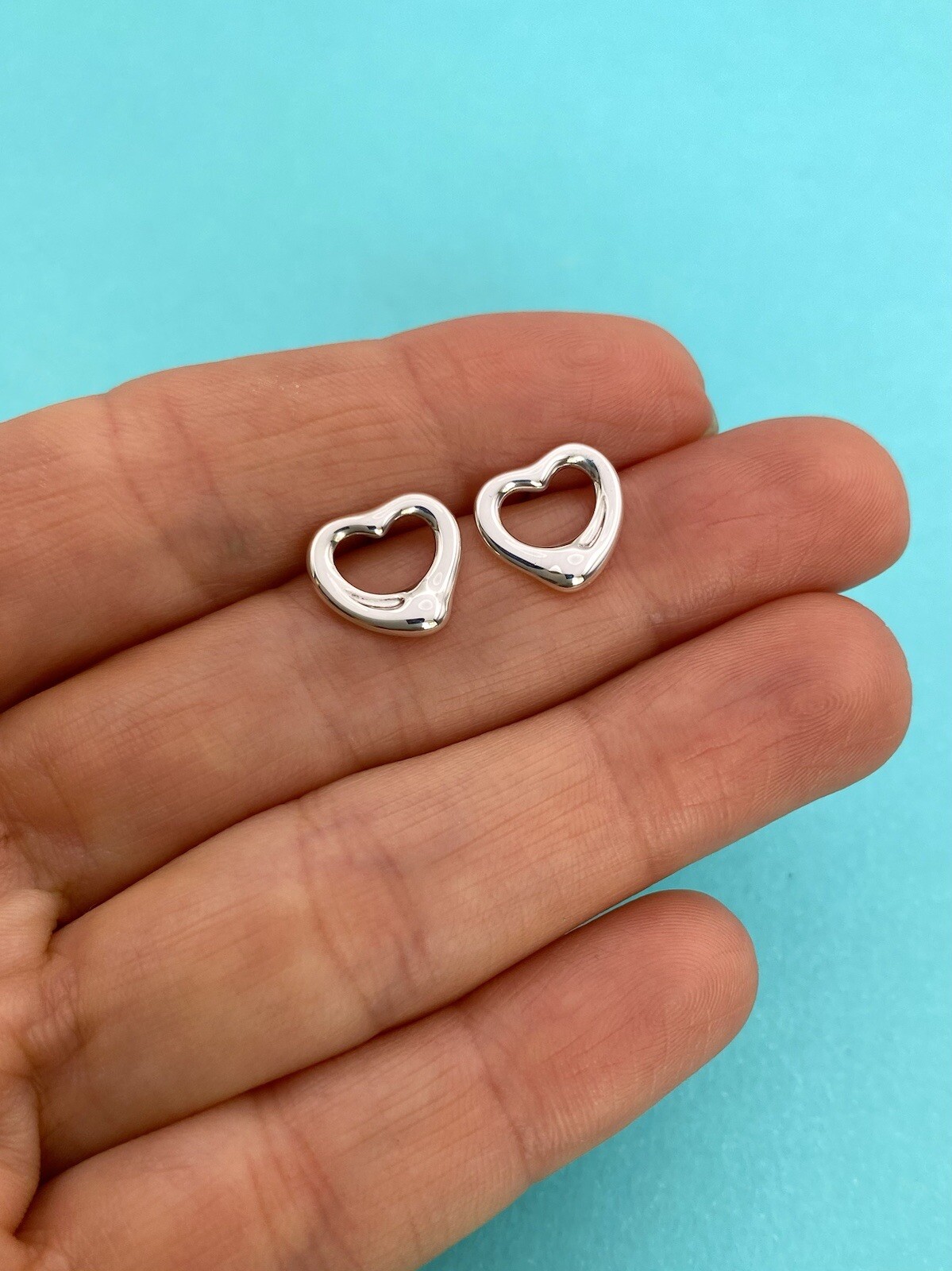 Tiffany & Co Elsa Peretti Sterling Silver Open Heart 11mm Stud Earrings RRP $875 image 5