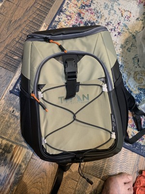 titan deep freeze 24 can backpack