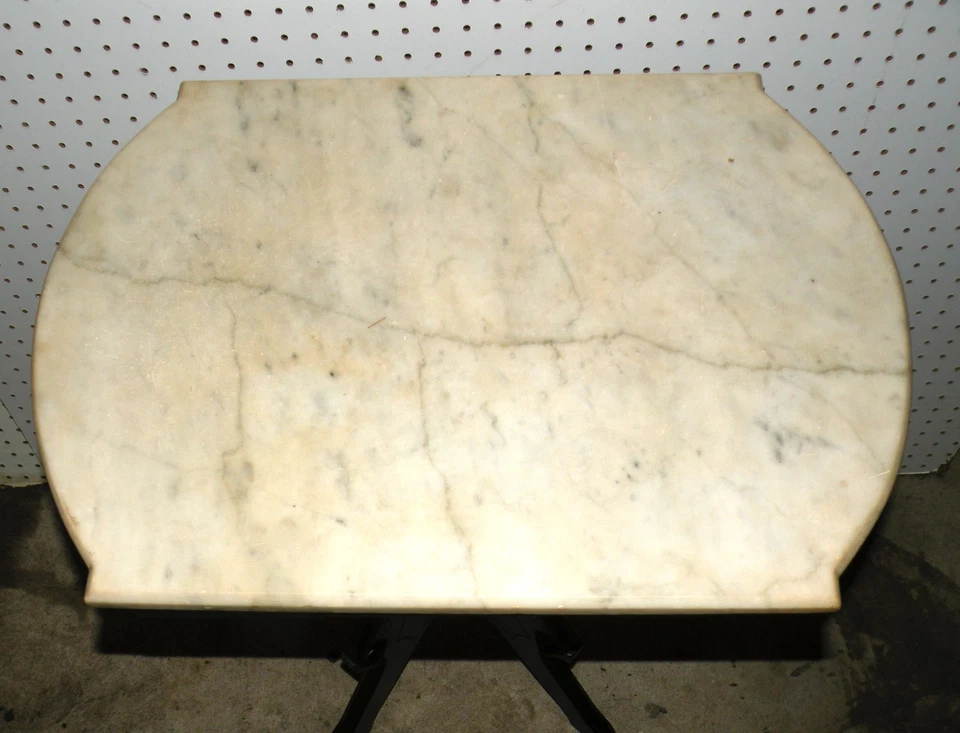 Стол с мраморным верхом - Изображение 4 из 4