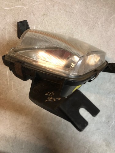 FARO FENDINEBBIA ANTERIORE LATO GUIDA DESTRO PEUGEOT 306 O/S 1998 0305053002 - Foto 3 di 6