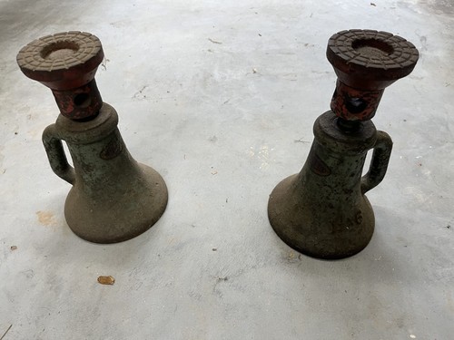 Two Vintage Cast Iron Screw Jacks For Houses And Barns 1 1/4 X 6