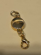 lobster claw clasp Gold In Color