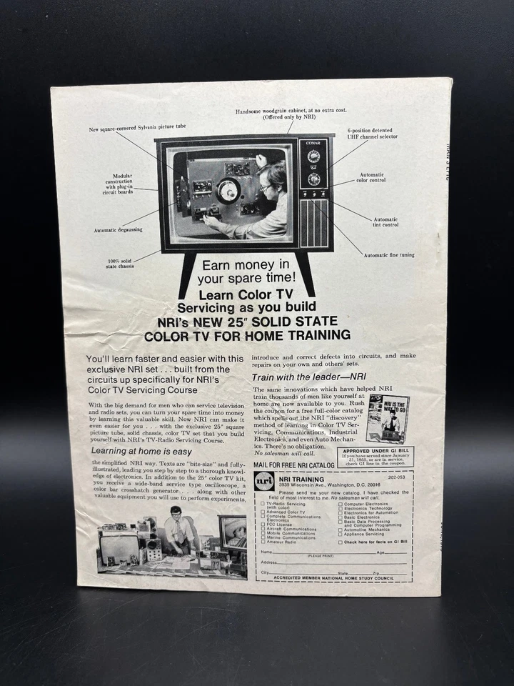 Man's Epic men's adventure magazine vintage June 1973 GGA Biker Gang motorcycle Foto 2 de 4