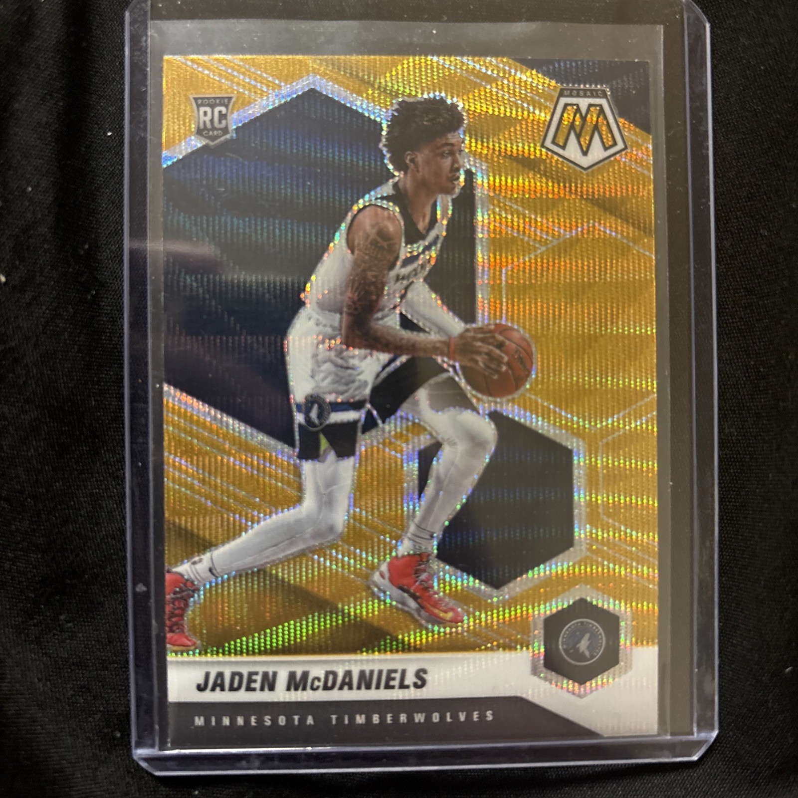 2020-21 Panini Mosaic Gold Wave Prizm Jaden McDaniels #235 Rookie RC