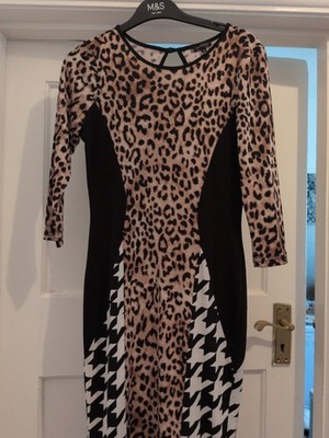 River Island 8 langes Kleid Leopardenmuster 3/4 Ärmel