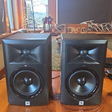 JBL 305 Studio Monitor Speakers Active Amplified Wired Black XLR TRS Inputs