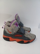 NIKE AIR MAX SPEED TURF GS PURPLE ORANGE GRAY YOUTH SIZE 6.5Y damage