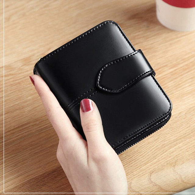 gucci id card holder