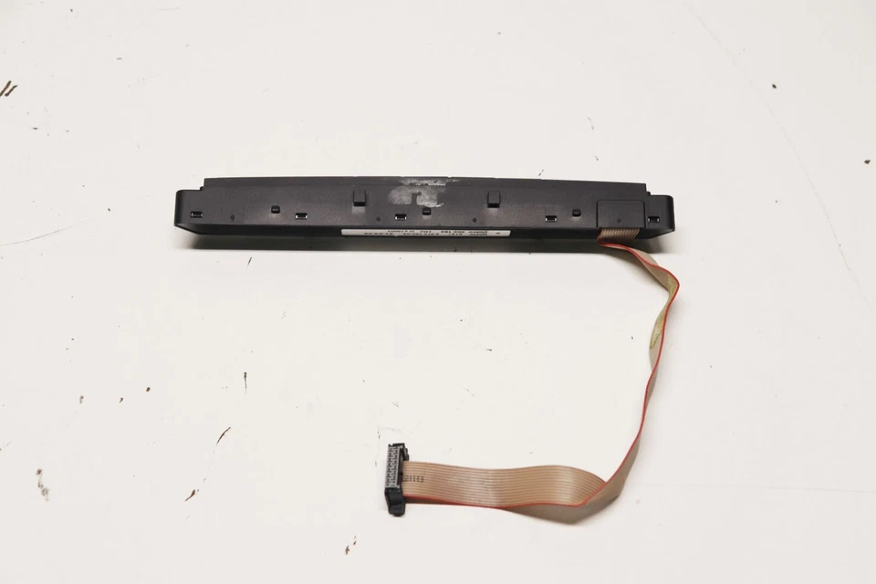 P205194 2007 - 2013 宝马 X5 停车 DTC 后备箱开放开关 61316972780 原始设备制造商 — 第 3/4 张图片