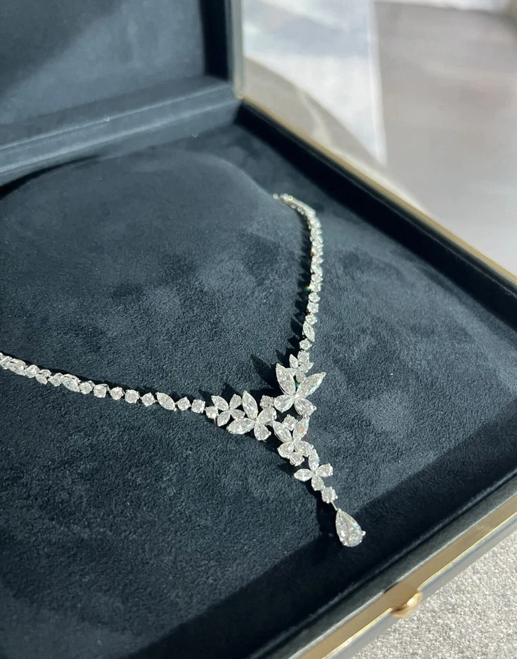 Collar mariposa estilo graff de plata de ley para boda Foto 2 de 4