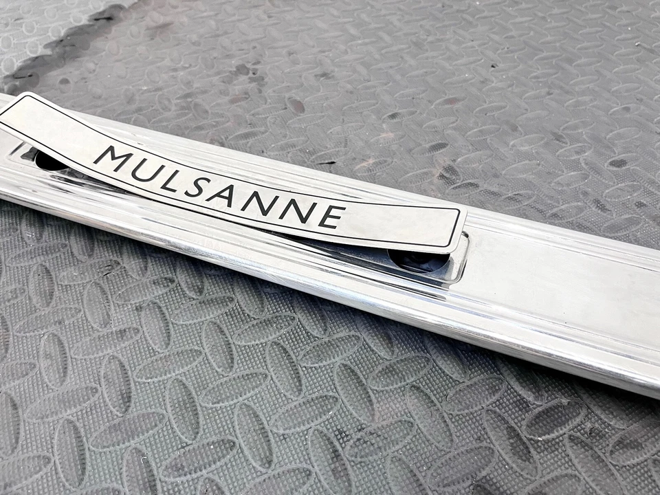 10-20 BENTLEY MULSANNE DELANTERO IZQUIERDO LADO IZQUIERDO PASO PLACA DE PATADA PANEL RASGUÑO OEM Foto 4 de 4