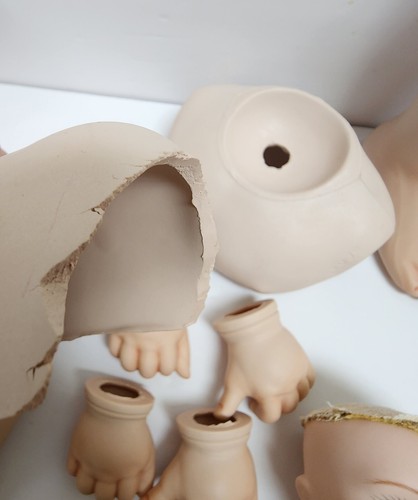 Vintage Lot of Bisque Doll Parts Doll Heads Eye Balls Arms Legs Hands Full Dolls - Picture 14 of 24