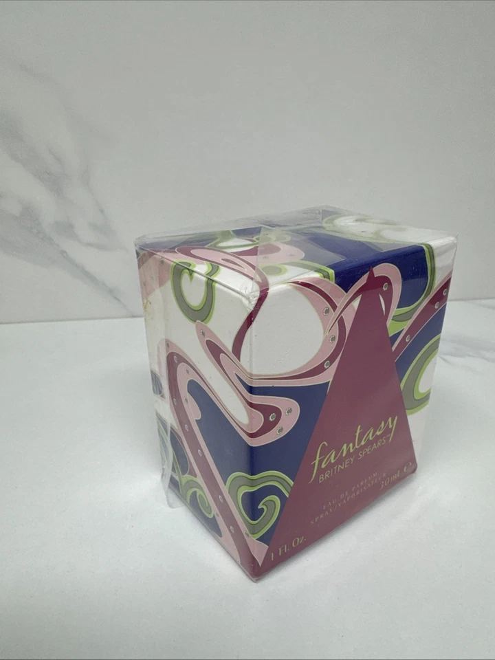Elizabeth Arden Britney Spears Fantasy Eau De Parfum Spray 1 oz/30 ml Caja Sellada Foto 3 de 4