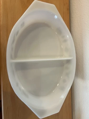 Vintage Pyrex Early American Divided Dish