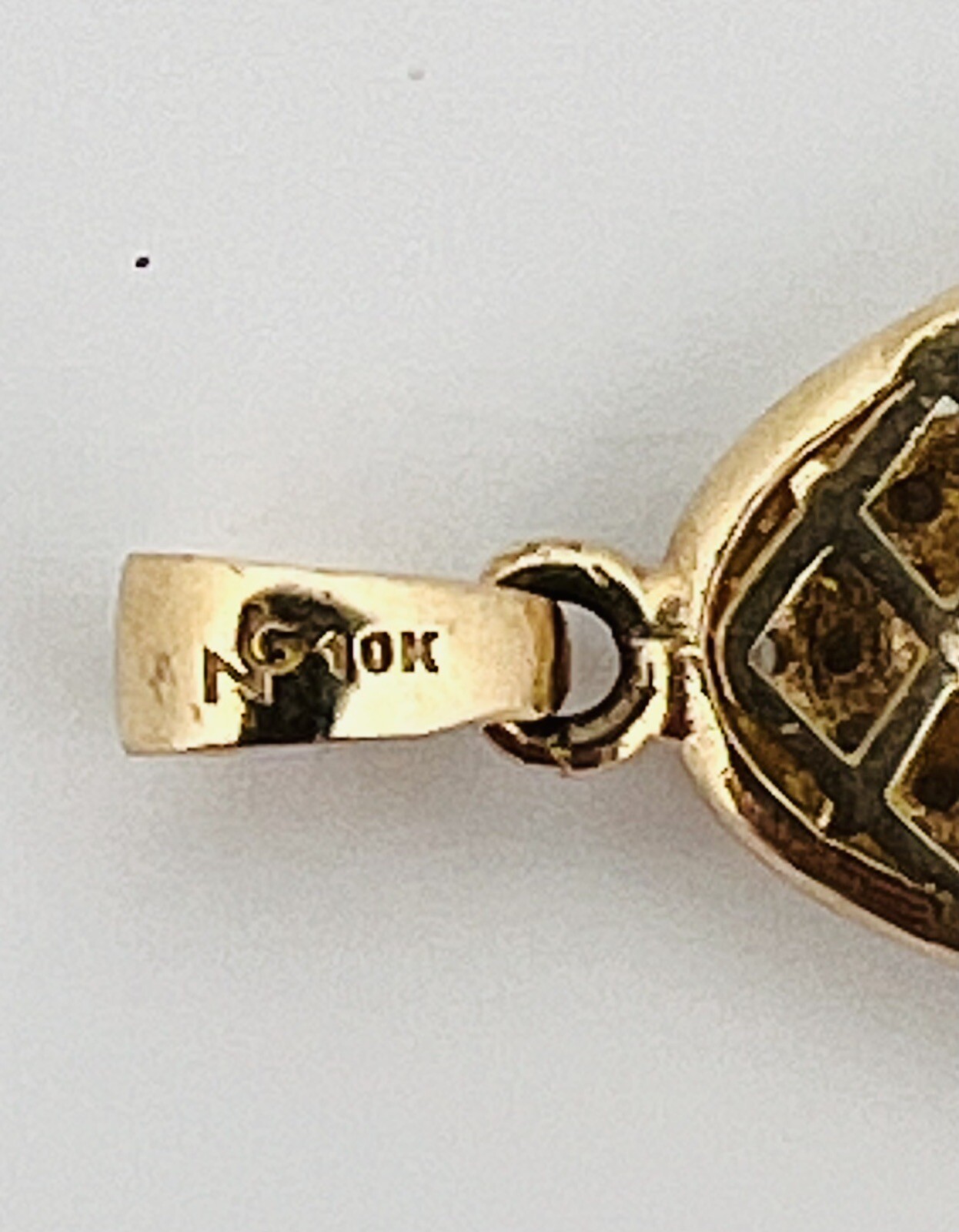 Gorgeous 10K Solid Yellow Gold Initial A Charm Pe… - image 5