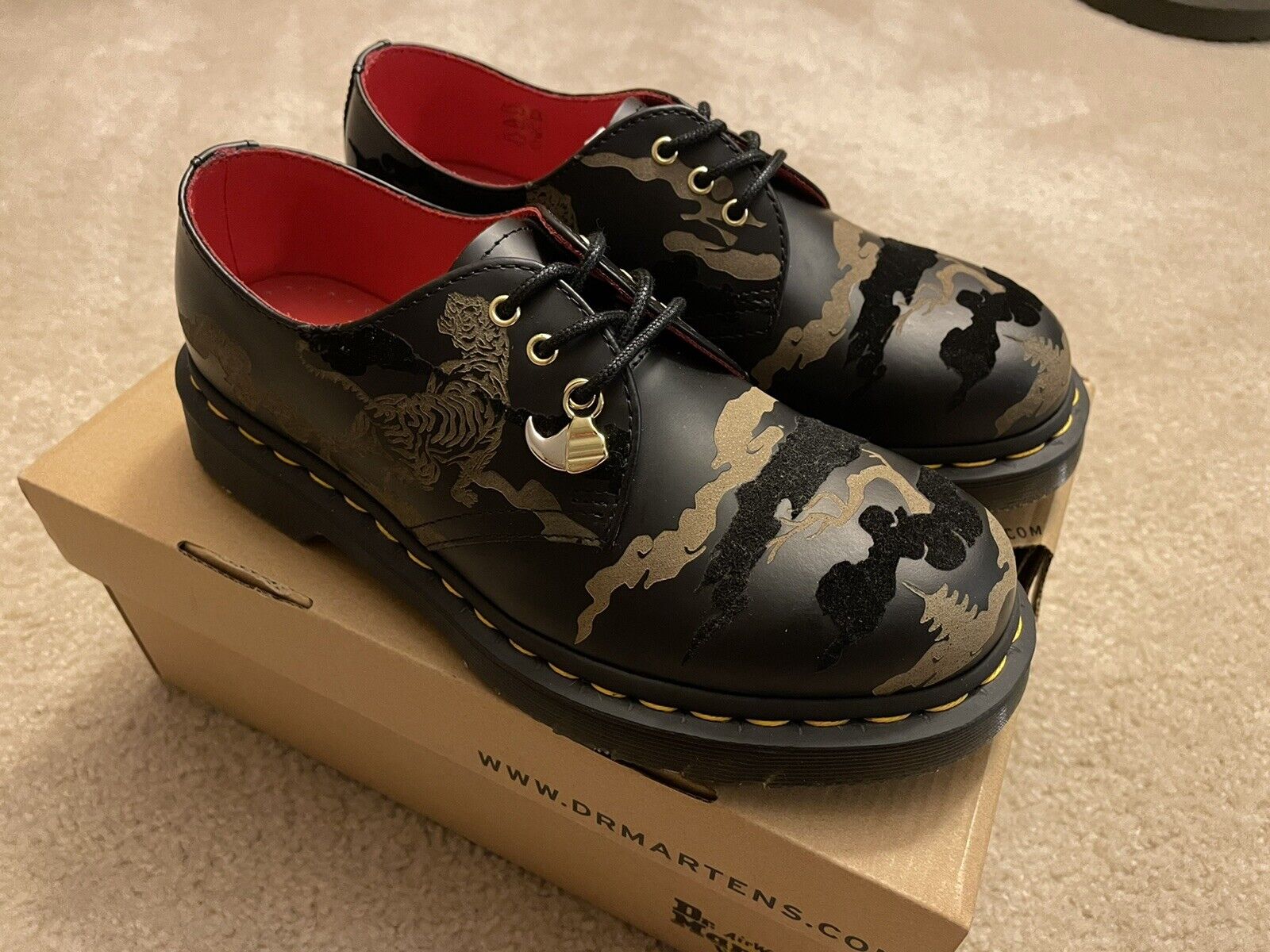 Dr. Martens 1461 CHINESE NEW YEAR