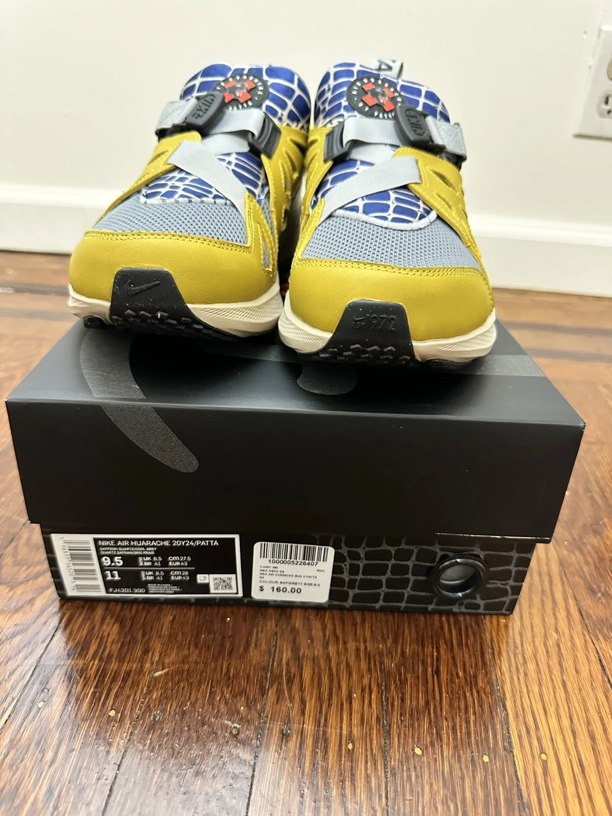 Nike X Patta Huaraches Light