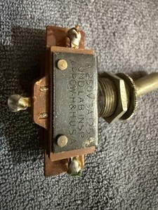 Vintage A-H&H Toggle Switch 3A 250V USA – 3-Lug – Tested