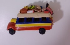 Arte popular colombiano Chiva Bus ceramica hecho y pintado a mano Colombia