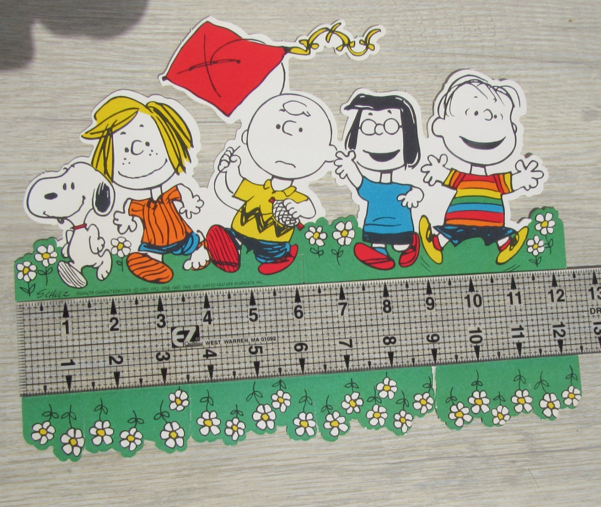 1971 Hallmark Peanuts Rainbow Party Centerpiece Charlie Brown 