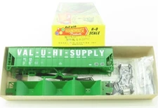 Roundhouse 3528 HO Val-U-Hi-Supply 50' FMC Covered Hopper Kit