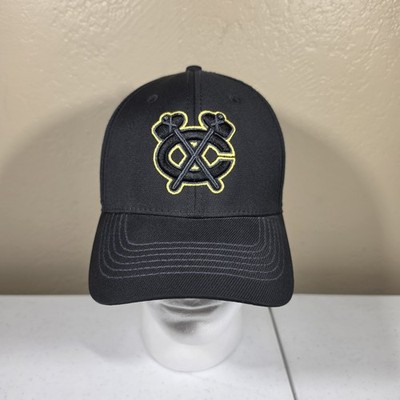 Chicago Blackhawks w/embroidered logo hat. OTS Brand, Stretch Fit Size M/L NWOT