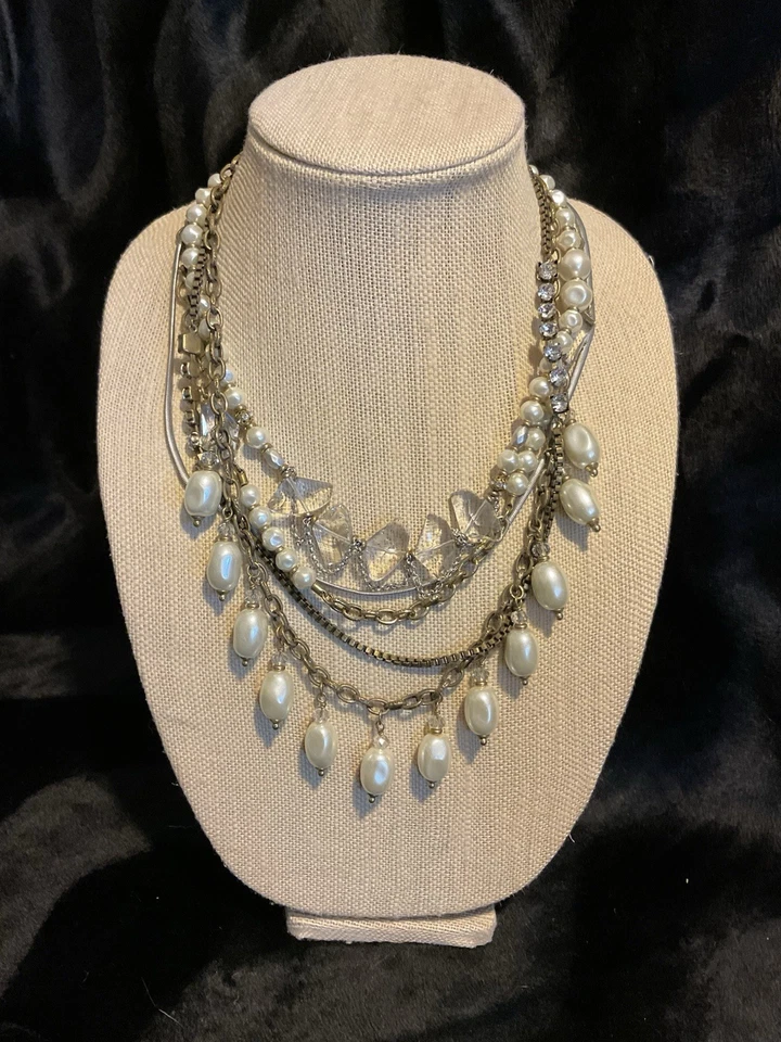 Collar Convertible Multihilo Colección Silpada K&R "Perlas Prácticas" Con Foto 2 de 2