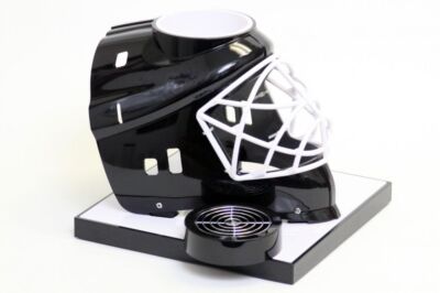 Beertube Hockey Black Goalie Mask 3 Liter Zapfsystem im Sportdesign