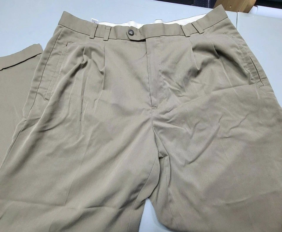 Pantalones chinos plisados CUTTER & BUCK para hombre talla 38x30 beige Foto 3 de 4